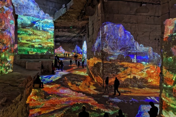 32_Cezanne_aux_carrieres_de_lumieres