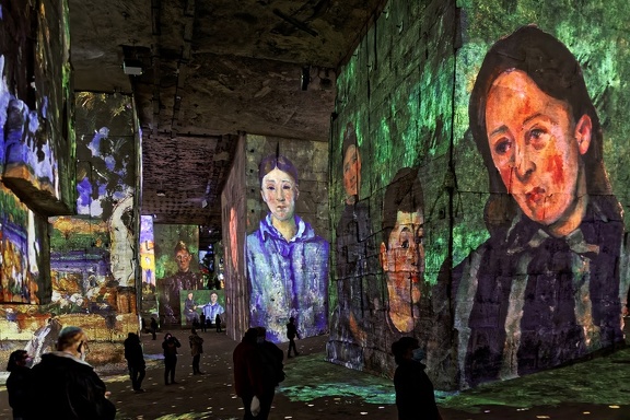 39_Cezanne_aux_carrieres_de_lumieres